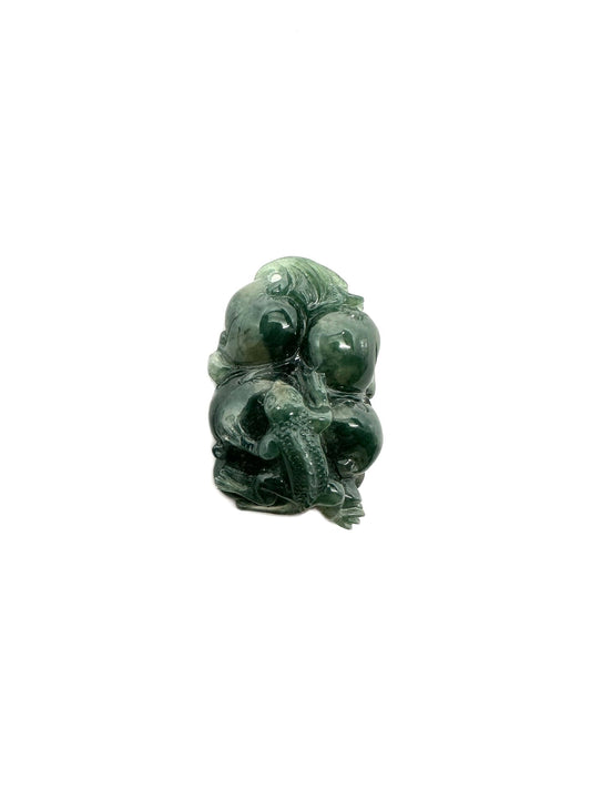 Jade Lizard (蜥蜴) and Peach (仙桃) Carving (Myanmar / Burma) Tarazed Gems & Jewellery