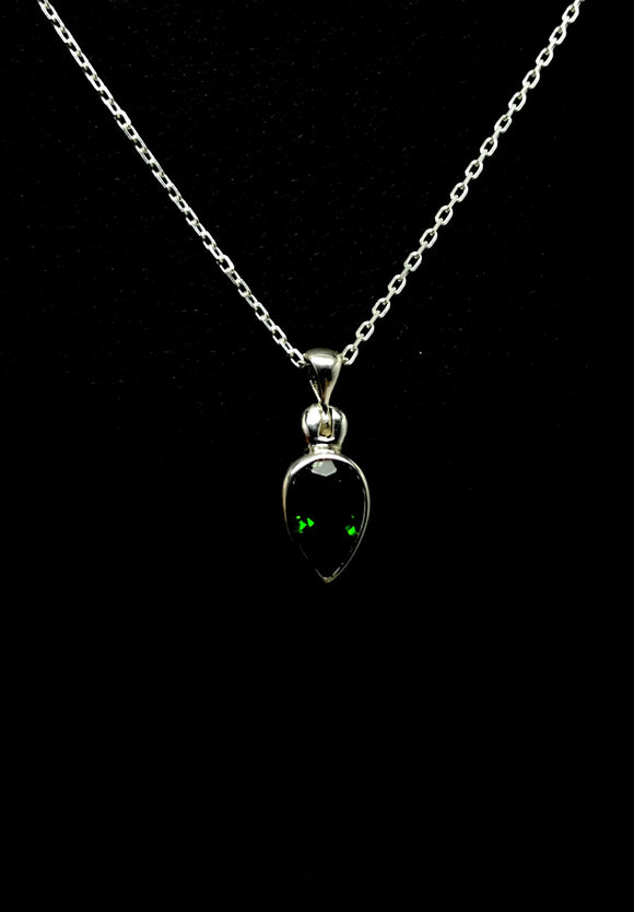 Chrome Diopside Pear Pendant Tarazed Gems & Jewellery